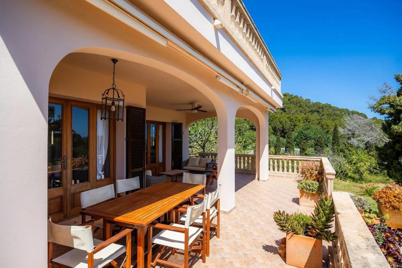 Ceguer Mhm Country house